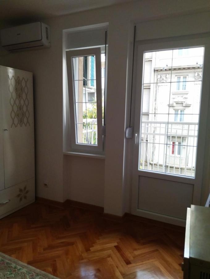 Palace Luxury Apartments The Heart Of Belgrado Exterior foto